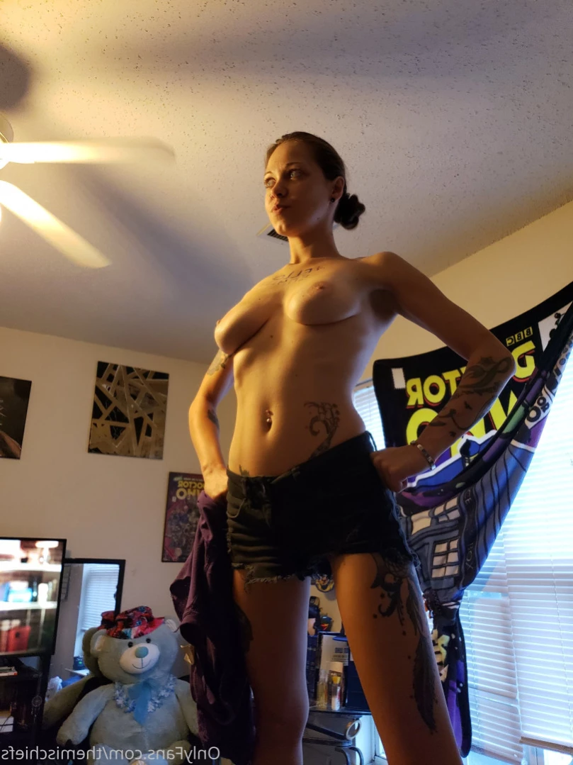 Mrs. Mischief [ themischiefs ] Onlyfans leaked photo 13924542 on Hotleaks.tv