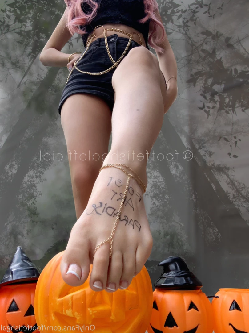 𝐓𝐡𝐞 𝐎𝐧𝐥𝐲 𝐆𝐚𝐥 🍒 𝐕𝐈𝐏 💕 [ theonlygal ] Onlyfans leaked photo 10853145 on Hotleaks.tv
