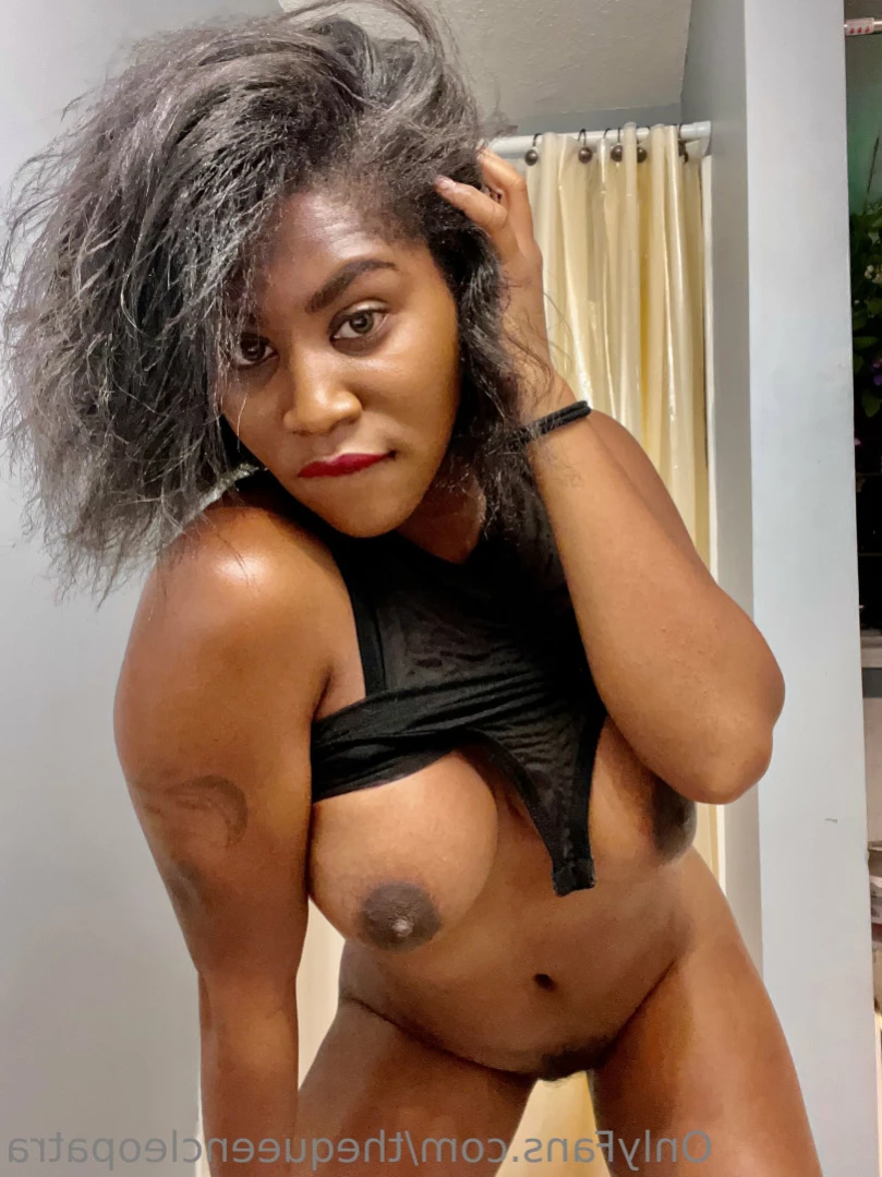 Esmarelda [ thequeencleopatra ] Onlyfans leaked photo 11577454 on Hotleaks.tv