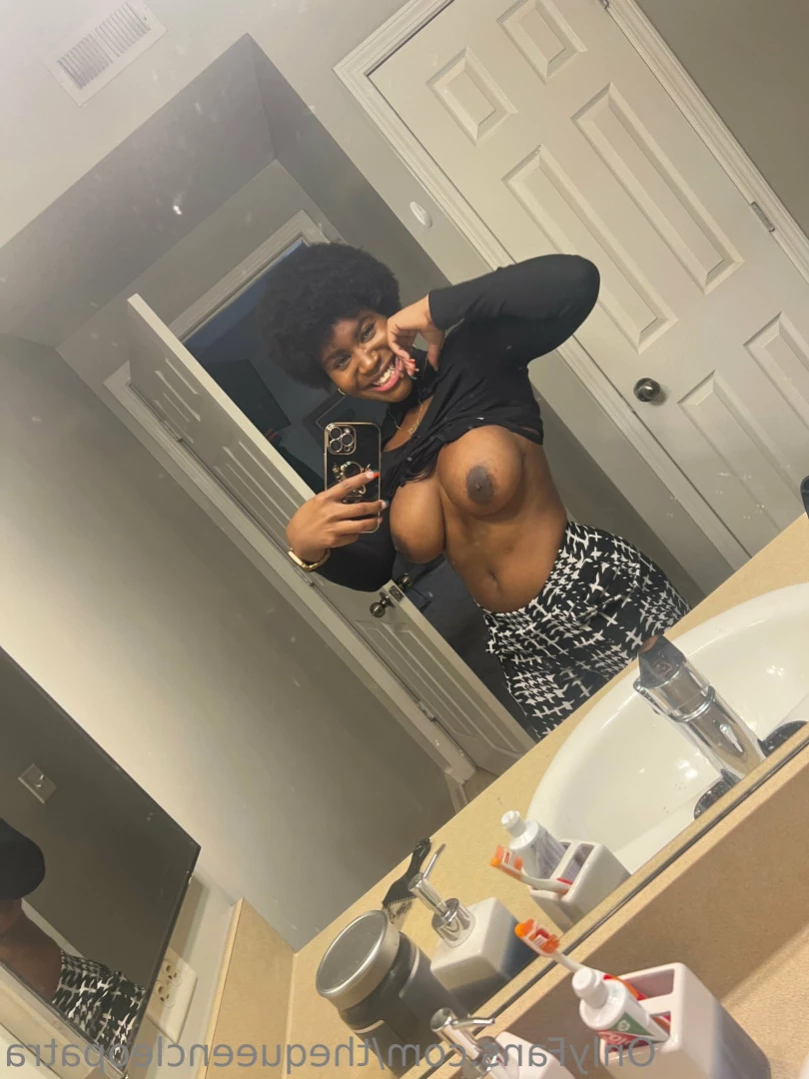 Esmarelda [ thequeencleopatra ] Onlyfans leaked photo 14018712 on Hotleaks.tv