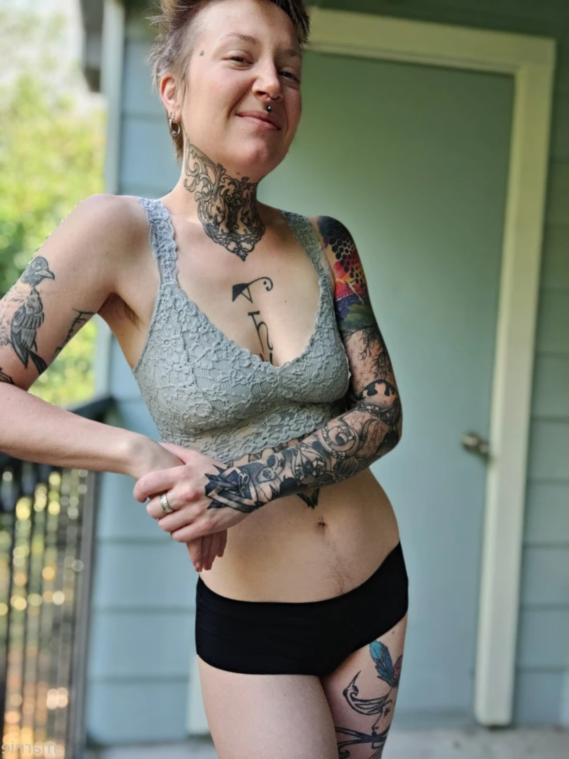 thesavorypie Onlyfans leaked photo 14026986 on Hotleaks.tv