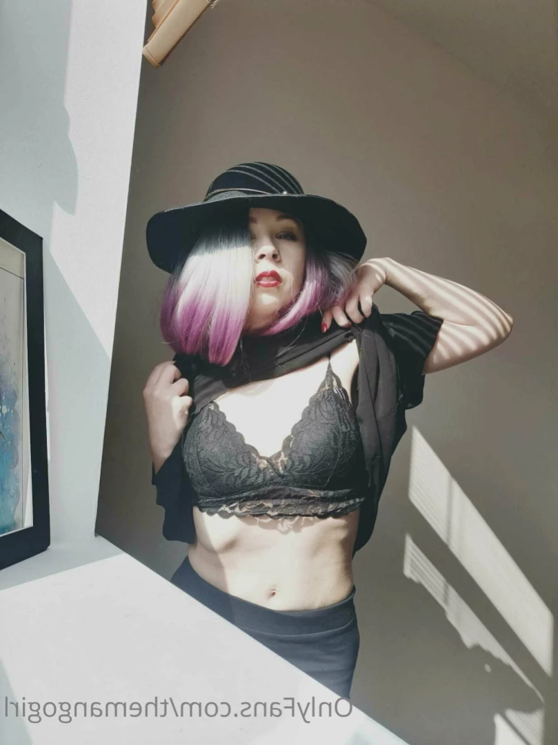 Little Hobbit in the wild [ thewildhobbit ] Onlyfans leaked photo 14690074 on Hotleaks.tv