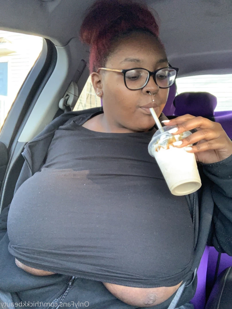 ThickkBeauty 🍑💋 [ thickkbeauty ] Onlyfans leaked photo 16263485 on Hotleaks.tv