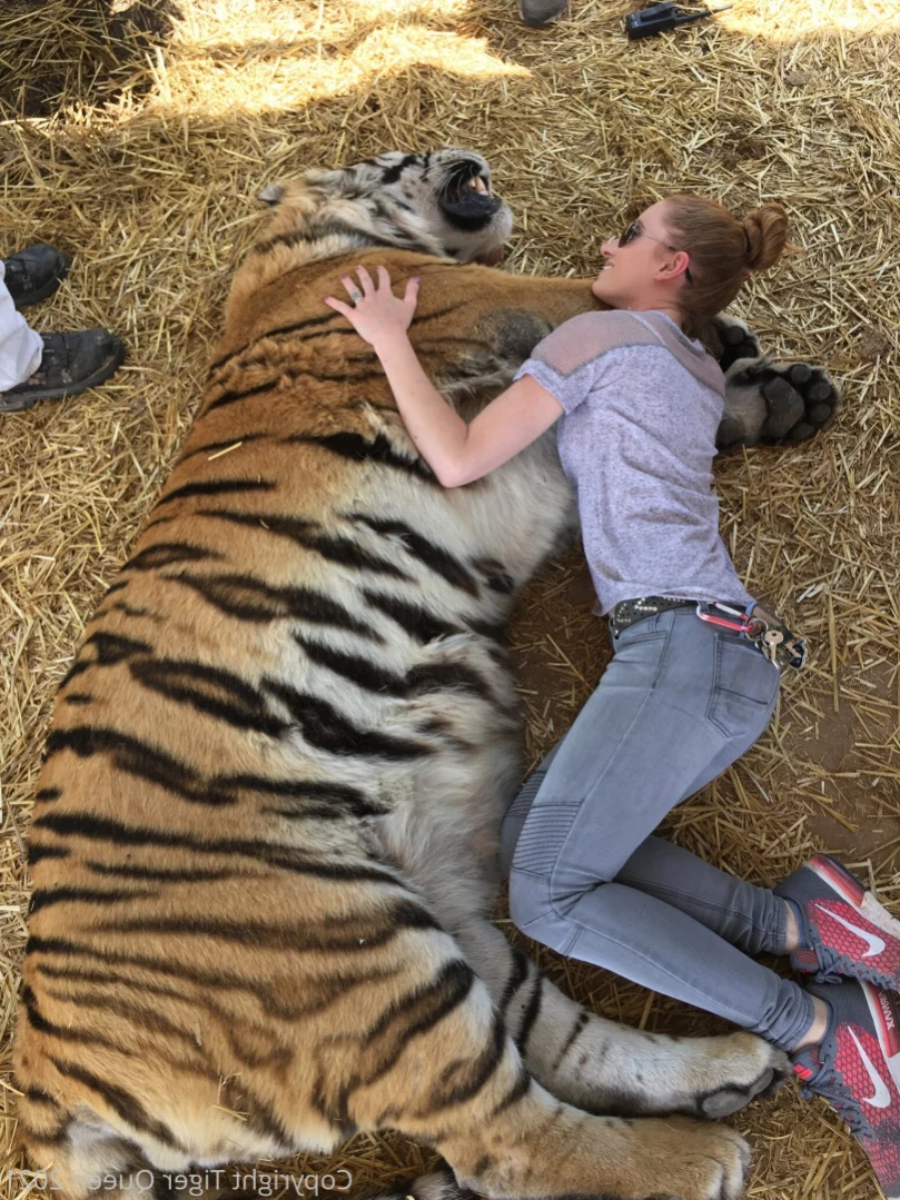 Lauren Lowe from Tiger King [ tigerqueen_ ] Onlyfans leaked photo 10897605 on Hotleaks.tv
