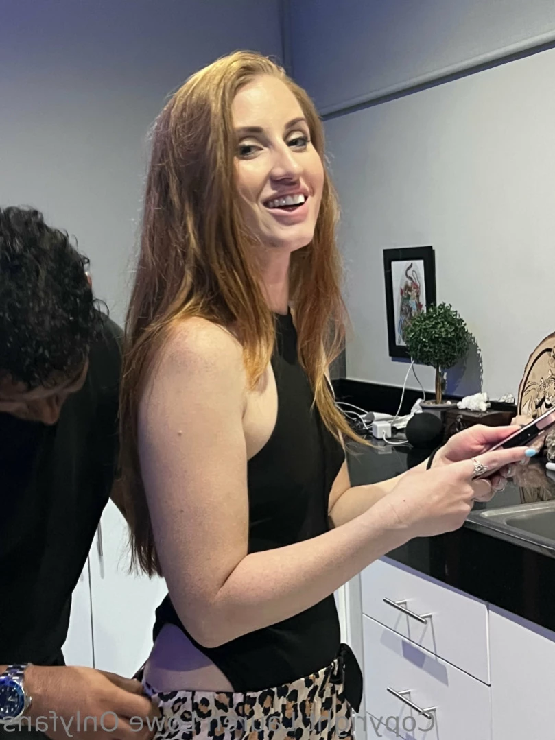 Lauren Lowe from Tiger King [ tigerqueen_ ] Onlyfans leaked photo 11501810 on Hotleaks.tv