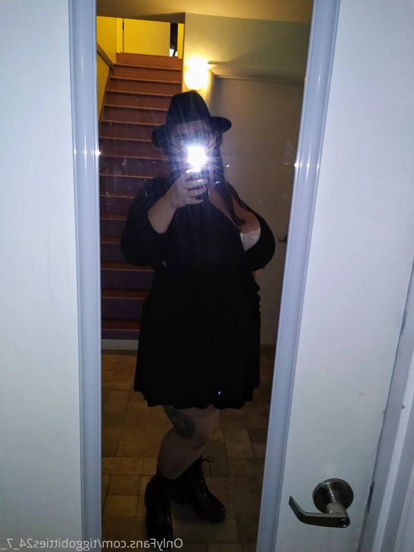 Ashley [ tiggobitties24_7_ ] Onlyfans leaked photo 11409805 on Hotleaks.tv