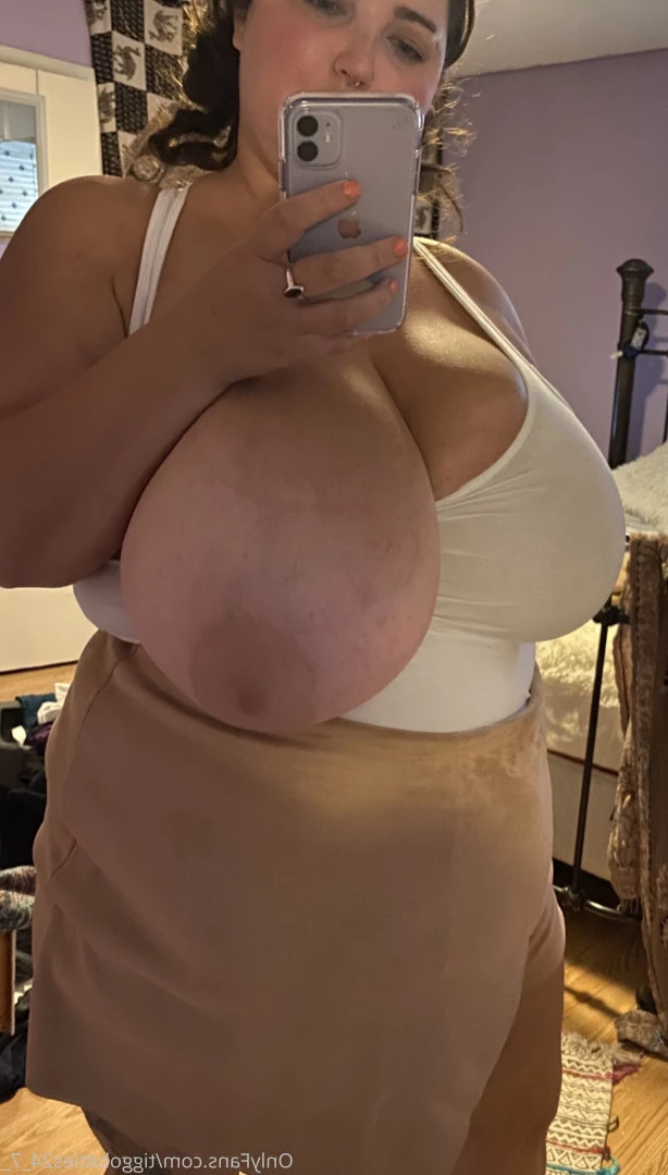 Ashley [ tiggobitties24_7_ ] Onlyfans leaked photo 13991482 on Hotleaks.tv