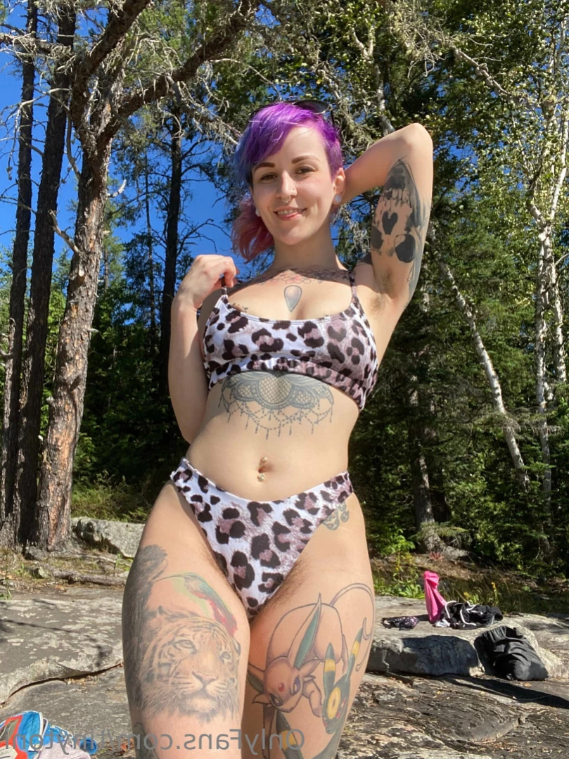 TinyToni 🌿 [ tinytoni ] Onlyfans leaked photo 10908465 on Hotleaks.tv