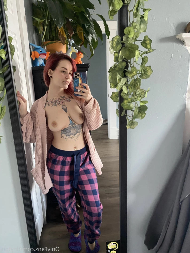 TinyToni 🌿 [ tinytoni ] Onlyfans leaked photo 11011442 on Hotleaks.tv