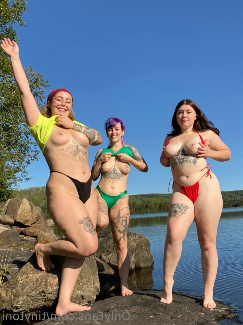 TinyToni 🌿 [ tinytoni ] Onlyfans leaked photo 12293054 on Hotleaks.tv