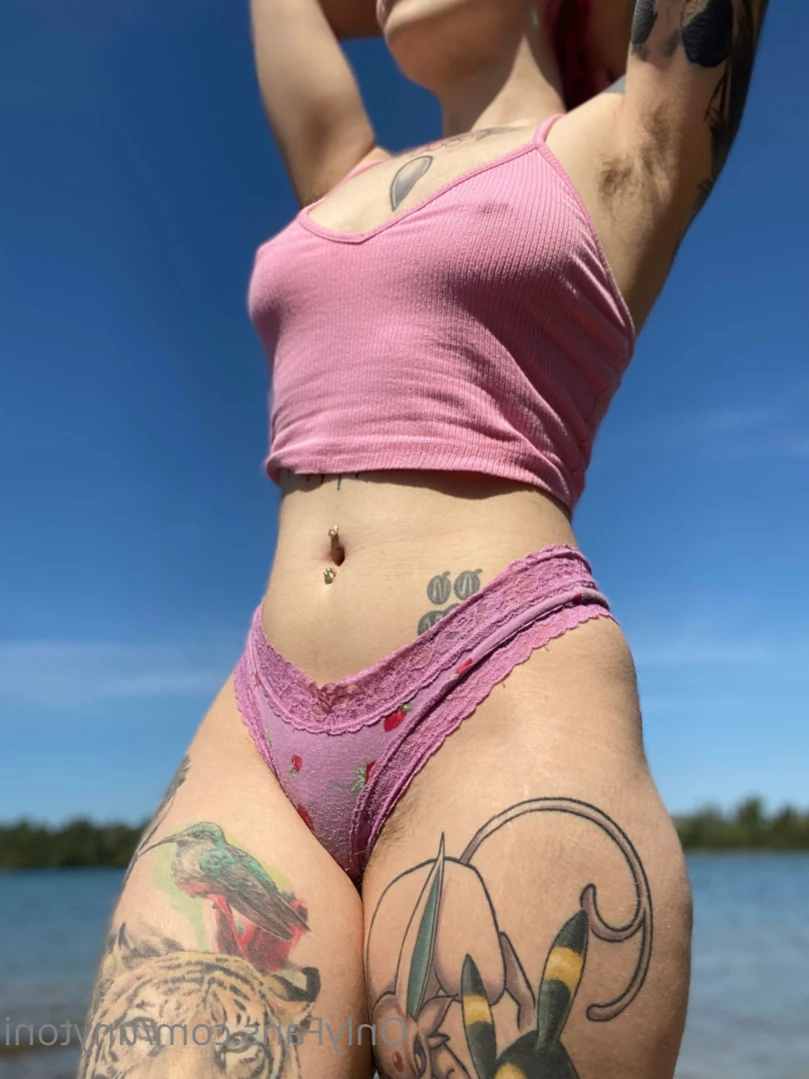 TinyToni 🌿 [ tinytoni ] Onlyfans leaked photo 12896653 on Hotleaks.tv