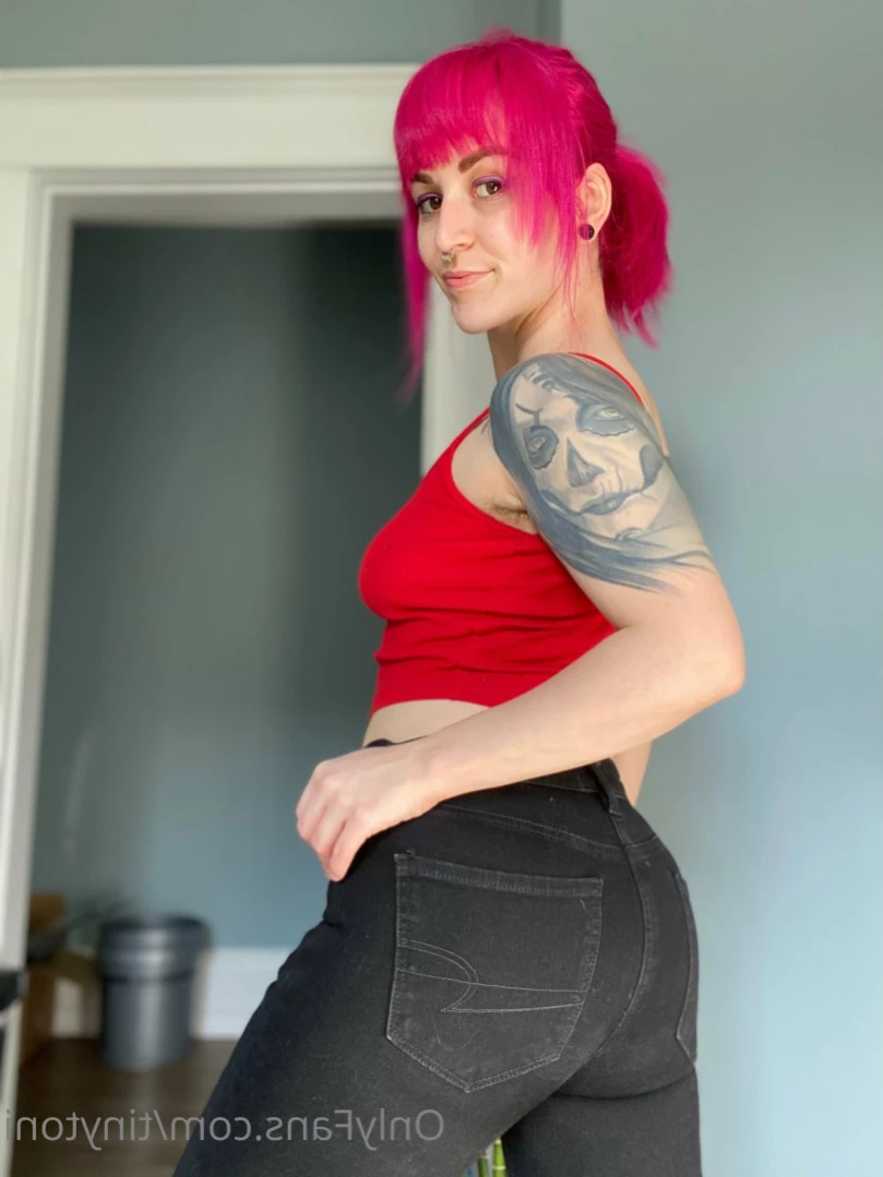 TinyToni 🌿 [ tinytoni ] Onlyfans leaked photo 13294301 on Hotleaks.tv