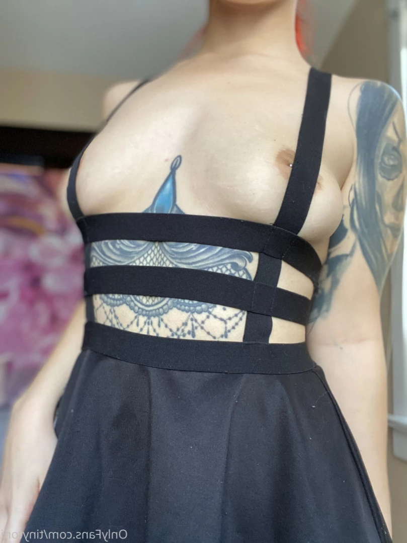 TinyToni 🌿 [ tinytoni ] Onlyfans leaked photo 13350054 on Hotleaks.tv