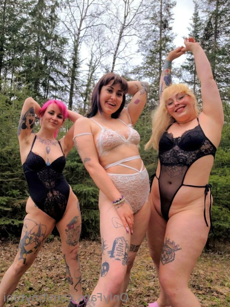 TinyToni 🌿 [ tinytoni ] Onlyfans leaked photo 13350389 on Hotleaks.tv