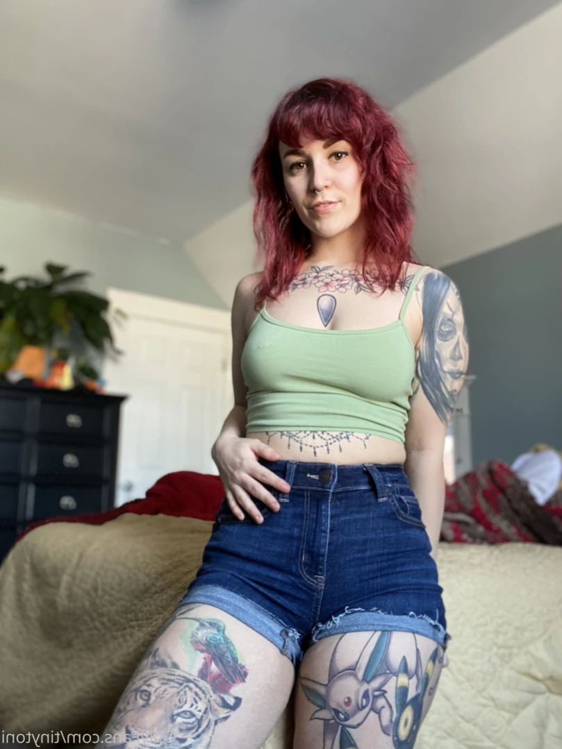 TinyToni 🌿 [ tinytoni ] Onlyfans leaked photo 14441083 on Hotleaks.tv