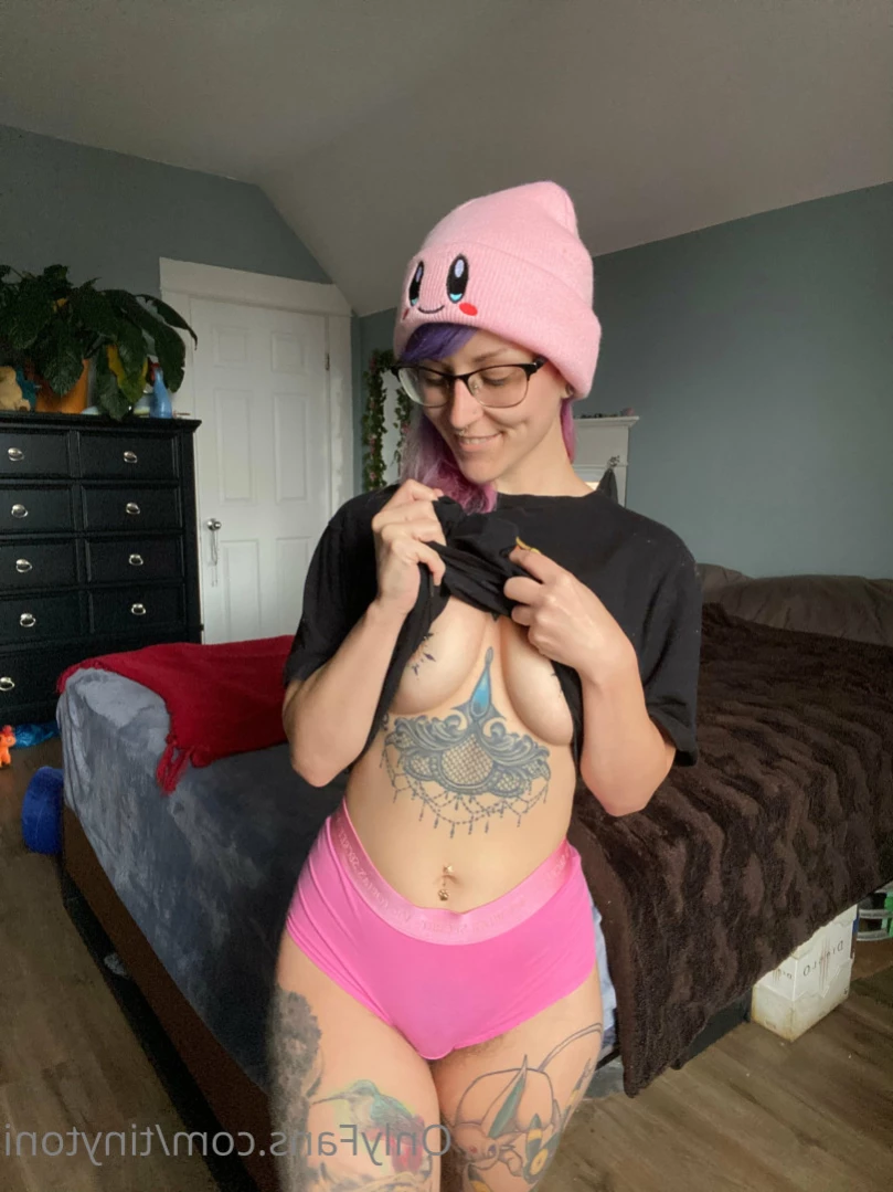 TinyToni 🌿 [ tinytoni ] Onlyfans leaked photo 15001646 on Hotleaks.tv