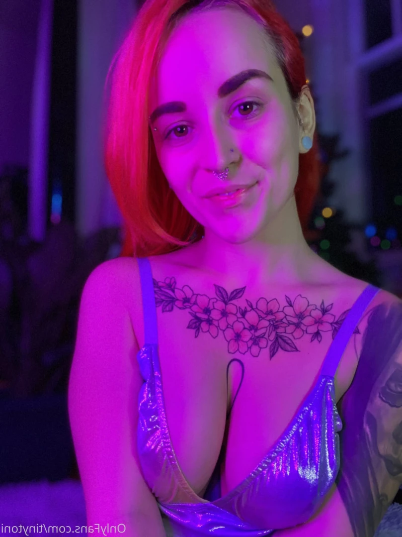 TinyToni 🌿 [ tinytoni ] Onlyfans leaked photo 15185540 on Hotleaks.tv