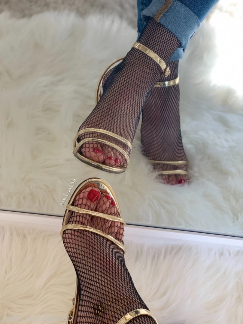 Toe.Luxx [ toeluxx ] Onlyfans leaked photo 14315261 on Hotleaks.tv