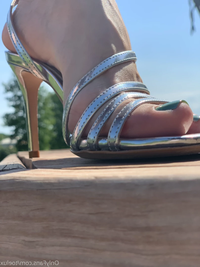 Toe.Luxx [ toeluxx ] Onlyfans leaked photo 15640862 on Hotleaks.tv