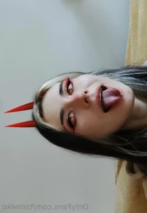 10868915