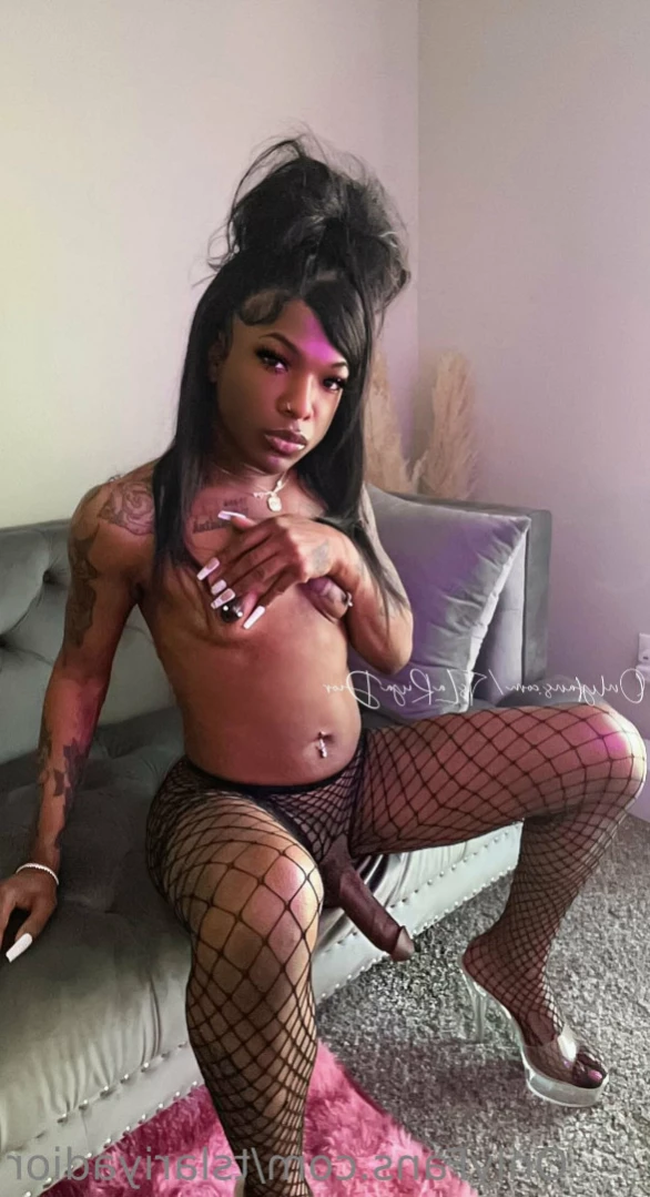 🅳🅸🅾🆁’🆂 🅳🆄🅽🅶🅴🅾🅽🆂 [ tslariyadior ] Onlyfans leaked photo 14903329 on Hotleaks.tv