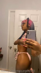 13672769