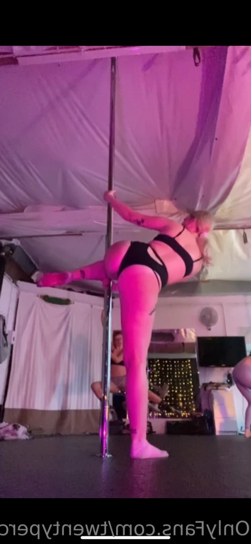 twentypercentdisgusting Onlyfans leaked photo 13749166 on Hotleaks.tv