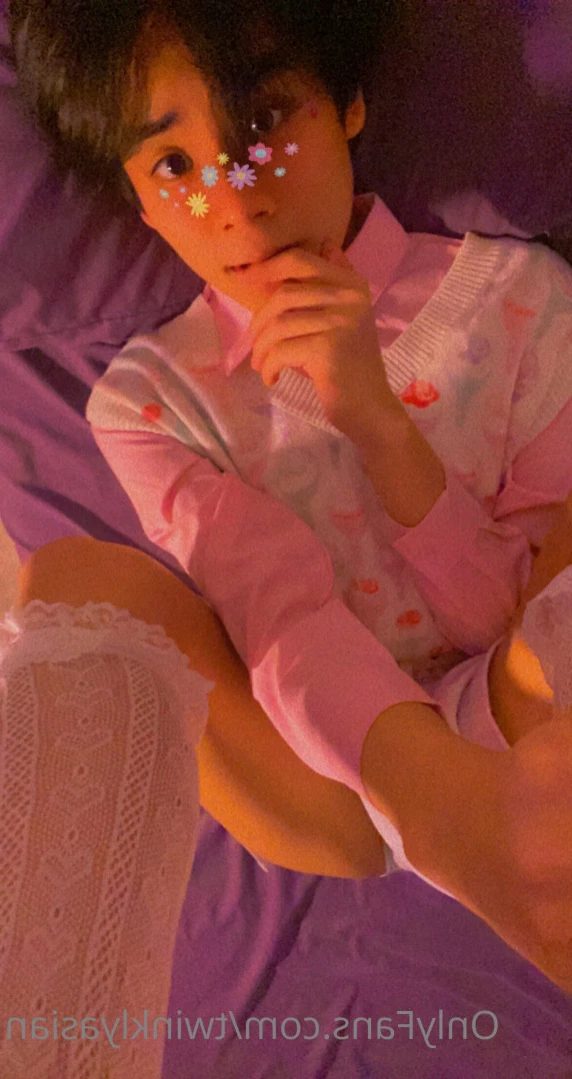 ✨TwinklyAsian✨ [ twinklyasian ] Onlyfans leaked photo 12199556 on Hotleaks.tv
