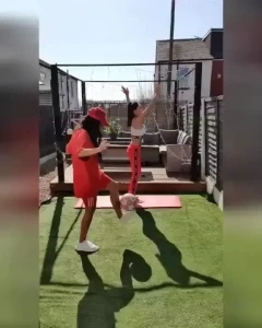 18071308
