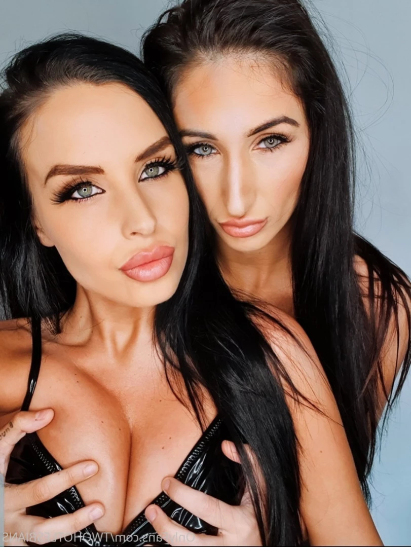 twohotlesbians Onlyfans leaked photo 10906153 on Hotleaks.tv
