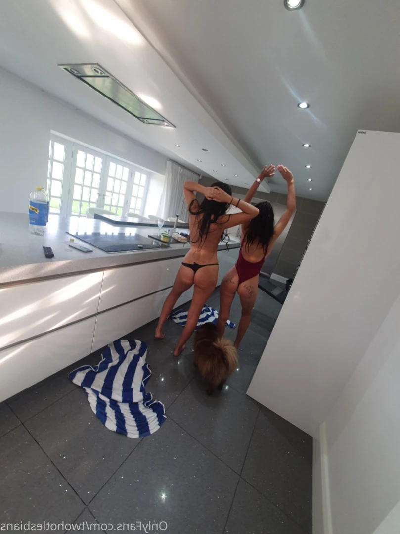 twohotlesbians Onlyfans leaked photo 15569159 on Hotleaks.tv