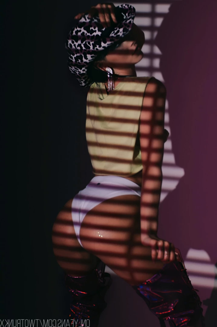 Anna Trunkx [ twotrunkx ] Onlyfans leaked photo 13503516 on Hotleaks.tv