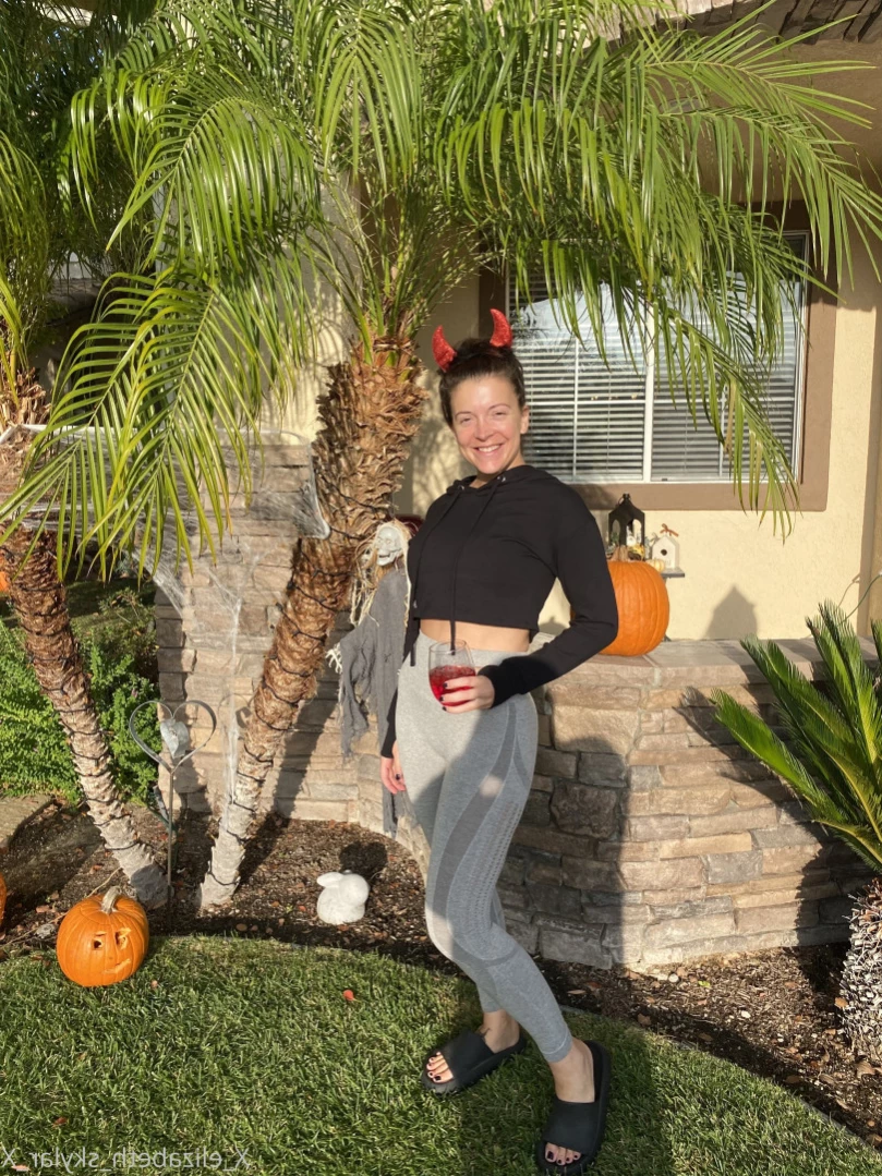 Elizabeth Skylar [ xelizabethskylarx ] Onlyfans leaked photo 15024835 on Hotleaks.tv