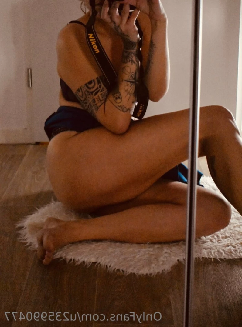 Madame G ❤️🇫🇷 [ u235990477 ] Onlyfans leaked photo 13411968 on Hotleaks.tv