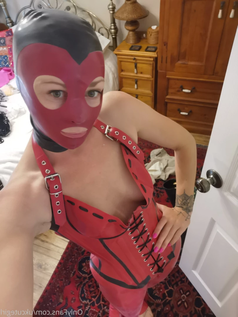 UKCuteGirl - Cute, Kinky and FILTHY! [ ukcutegirl ] Onlyfans leaked photo 14199980 on Hotleaks.tv