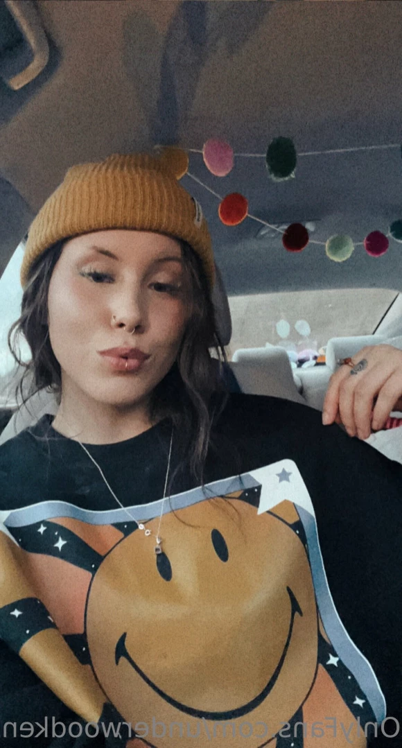 k baby 🧚🏼‍♀️🌿🦋💛🌸🍄🌈 [ underwoodkenz ] Onlyfans leaked photo 14071883 on Hotleaks.tv