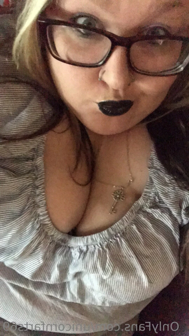 UnicornFarts [ unicornfarts69 ] Onlyfans leaked photo 15185935 on Hotleaks.tv