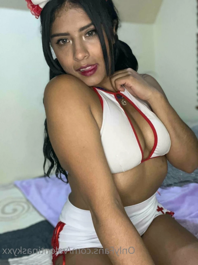 🧡 Sexy step-mom 😜😏 [ valentinaskyxx ] Onlyfans leaked photo 13370296 on Hotleaks.tv