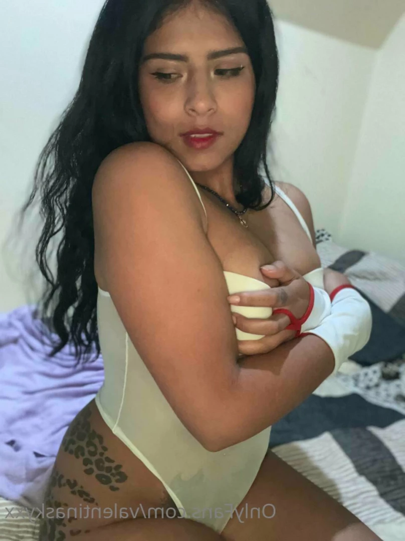 🧡 Sexy step-mom 😜😏 [ valentinaskyxx ] Onlyfans leaked photo 13370348 on Hotleaks.tv