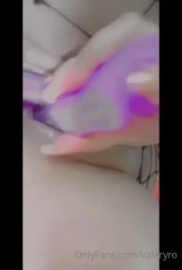 16096143