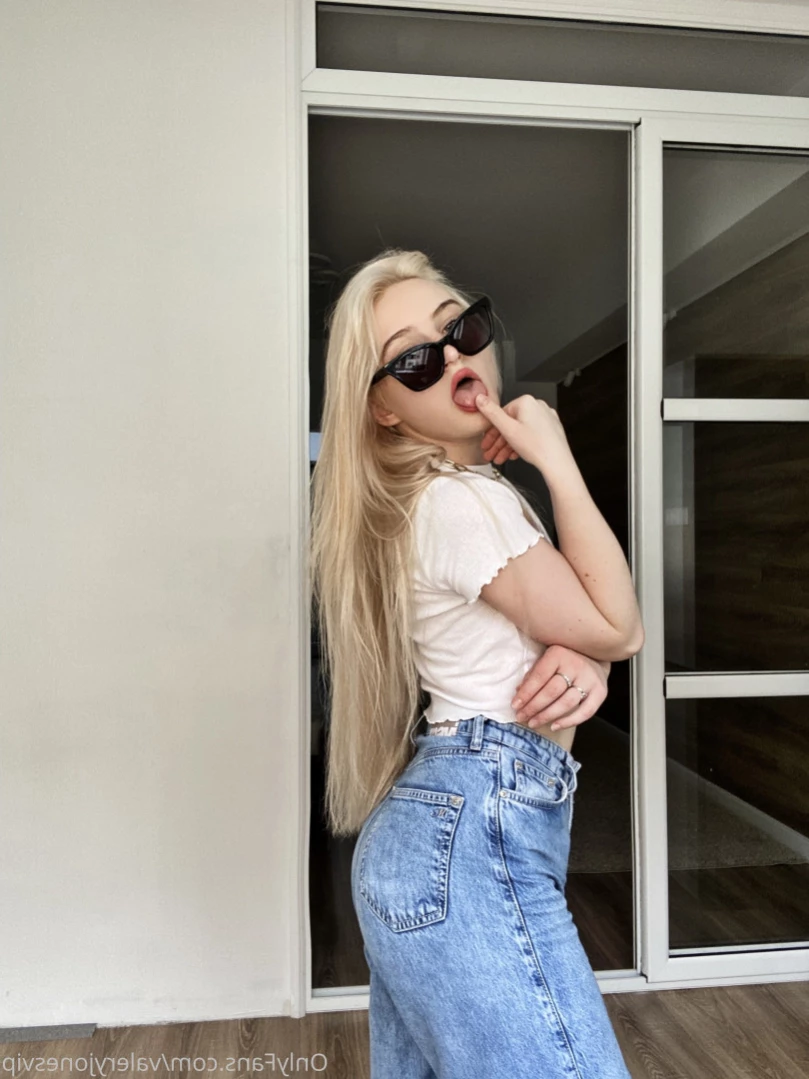 Val 💗 sext me babe 💦 [ valeryjonesvip ] Onlyfans leaked photo 11371886 on Hotleaks.tv