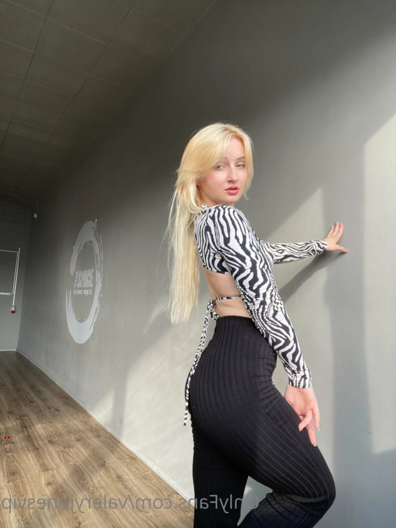 Val 💗 sext me babe 💦 [ valeryjonesvip ] Onlyfans leaked photo 11421701 on Hotleaks.tv