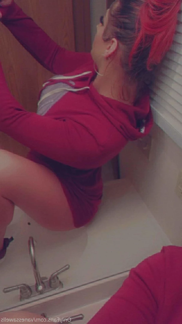 Vanessa Wells [ vanessawells ] Onlyfans leaked photo 13365547 on Hotleaks.tv