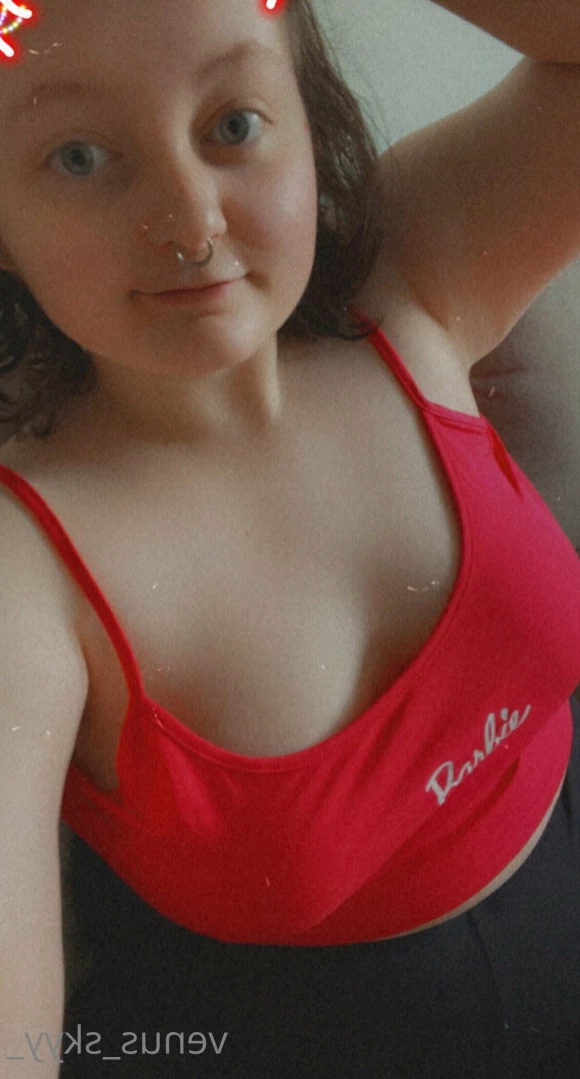 venus [ venus_skyy ] Onlyfans leaked photo 13674280 on Hotleaks.tv
