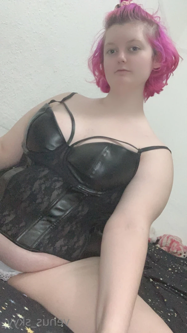 venus [ venus_skyy ] Onlyfans leaked photo 13675820 on Hotleaks.tv