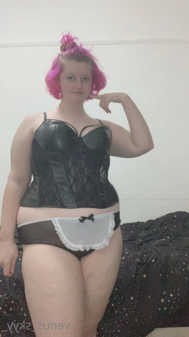 venus [ venus_skyy ] Onlyfans leaked photo 14910822 on Hotleaks.tv