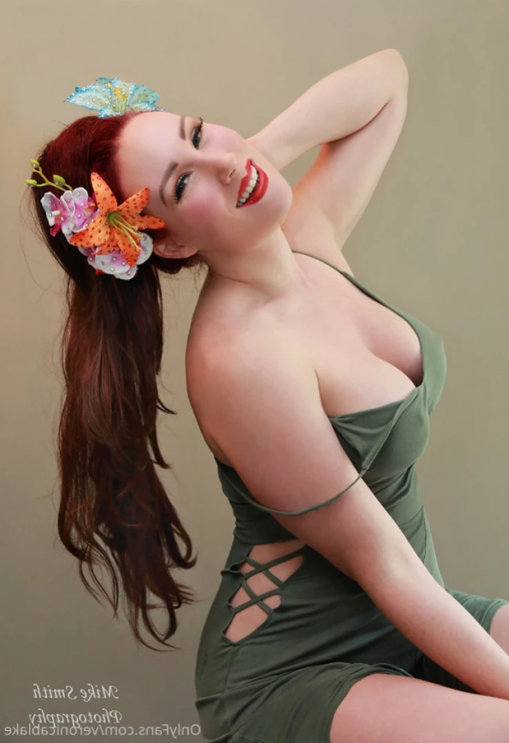 Veronica Blake [ veronicablake ] Onlyfans leaked photo 13509639 on Hotleaks.tv