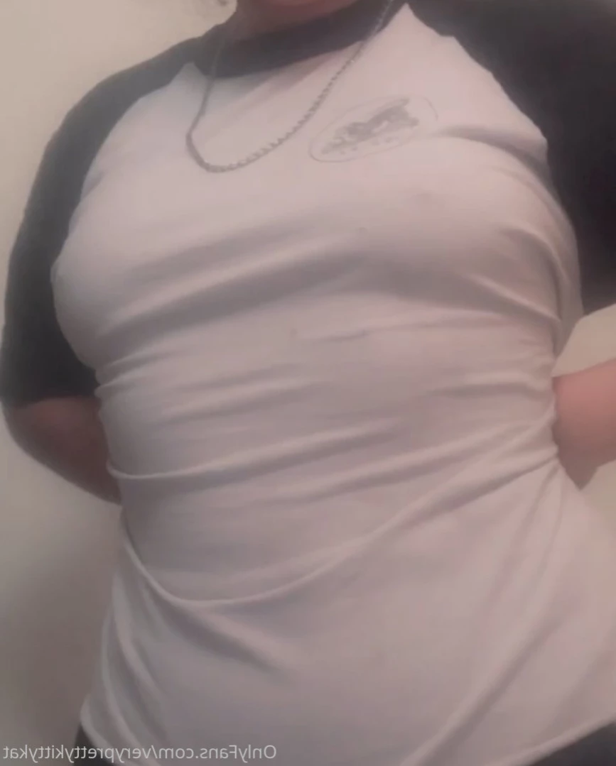 Kitty [ veryprettykittykat ] Onlyfans leaked photo 11381147 on Hotleaks.tv