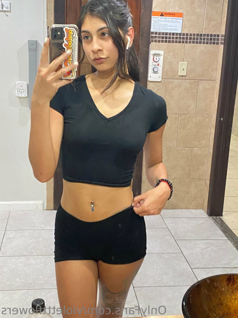 Violet Flowers [ violetttflowers ] Onlyfans leaked photo 13421191 on Hotleaks.tv