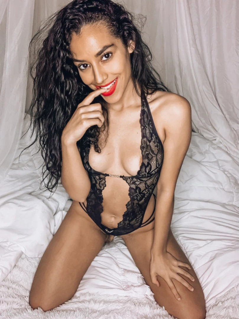 Sophia Del Mar 🌊 [ vixensophia ] Onlyfans leaked photo 13688584 on Hotleaks.tv